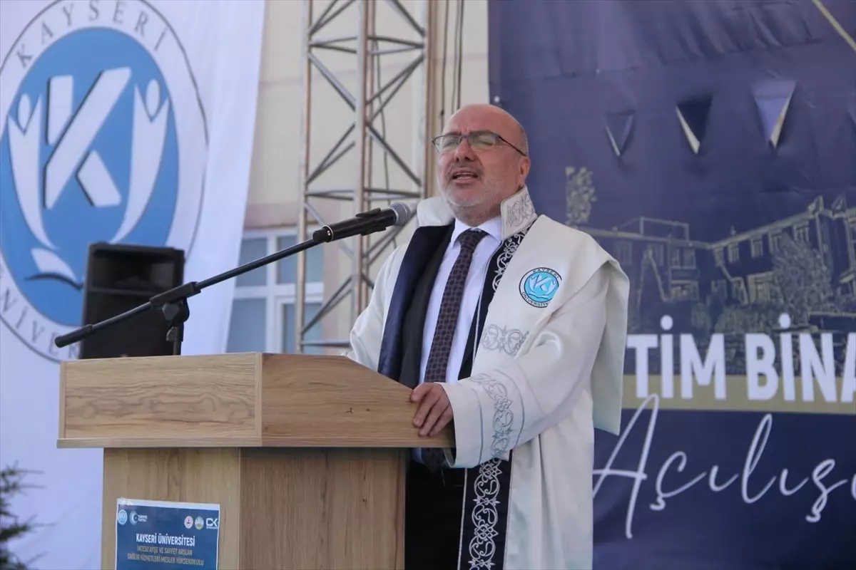 Kayseri Üniversitesi Sağlık Hizmetleri Meslek Yüksekokulu Açıldı