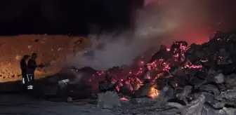 İnegöl'deki Çöplük Yangını Kontrol Altına Alındı