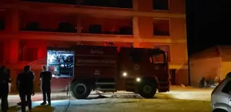 İnegöl'de Ev Önünde Yangın: Ağaçlar Yandı
