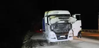 Bursa'da Şişe Yüklü Tırda Yangın