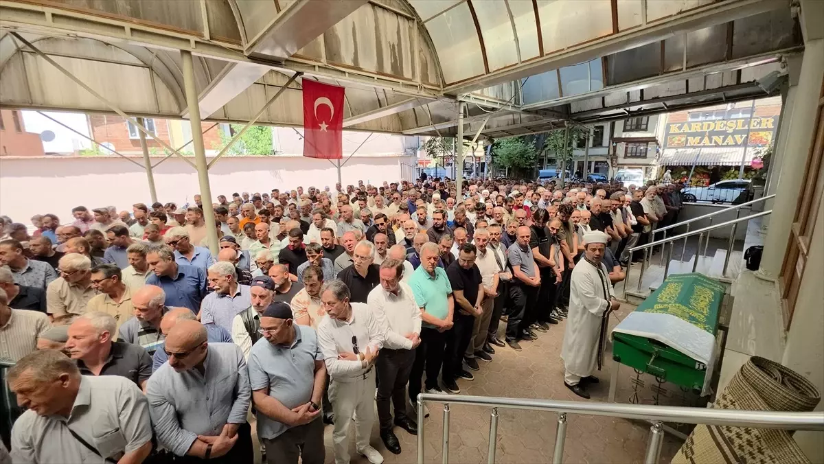 Hayırsever İş İnsanı Muzaffer Samda Son Yolculuğuna Uğurlandı