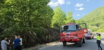 İnegöl'de Çalılık Alanda Yangın Söndürüldü