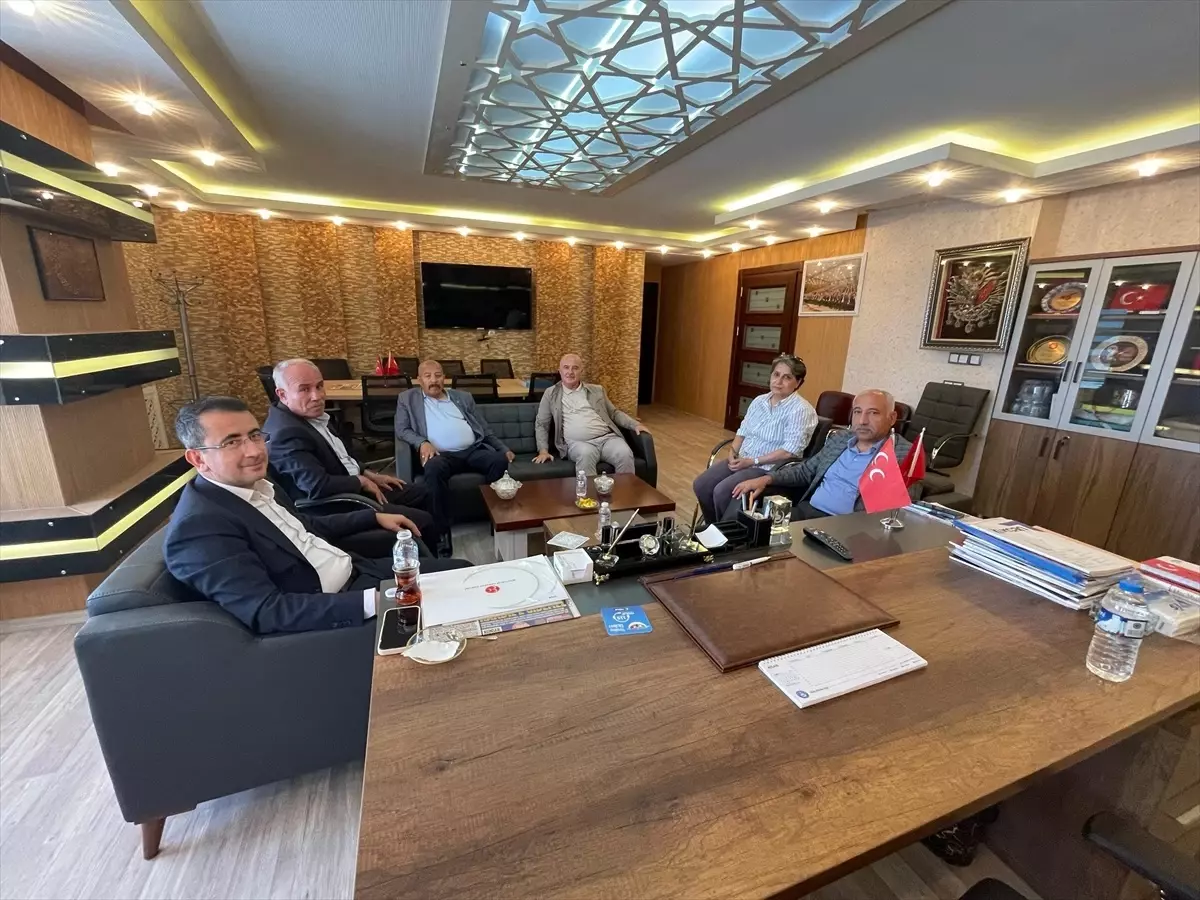 Kaymakam Kasman'dan MHP İl Başkanı'na Veda Ziyareti