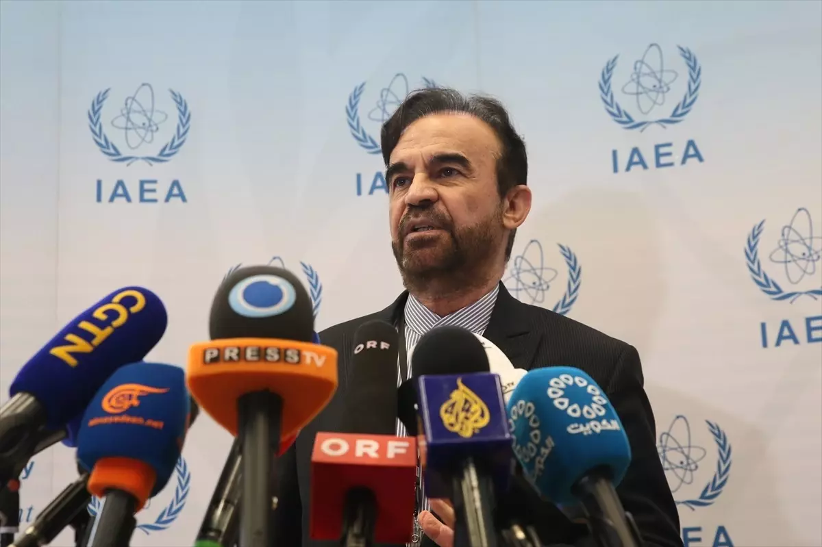 İran, ABD'nin Nükleer Tesislere Yönelik Saldırılarını Kınadı