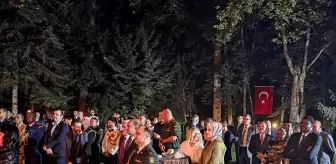 Tahran'da Zafer Bayramı Resepsiyonu