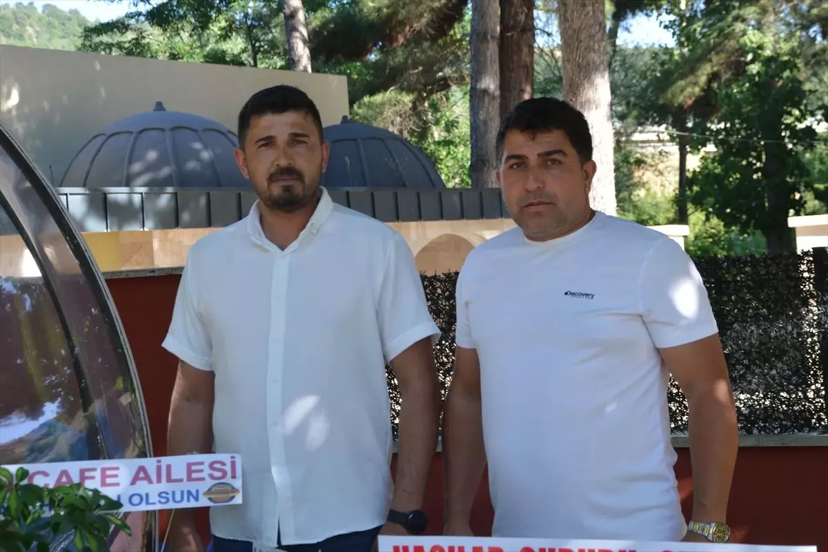 Çiçeklerden İhtiyaç Sahibi Çocuklara Destek
