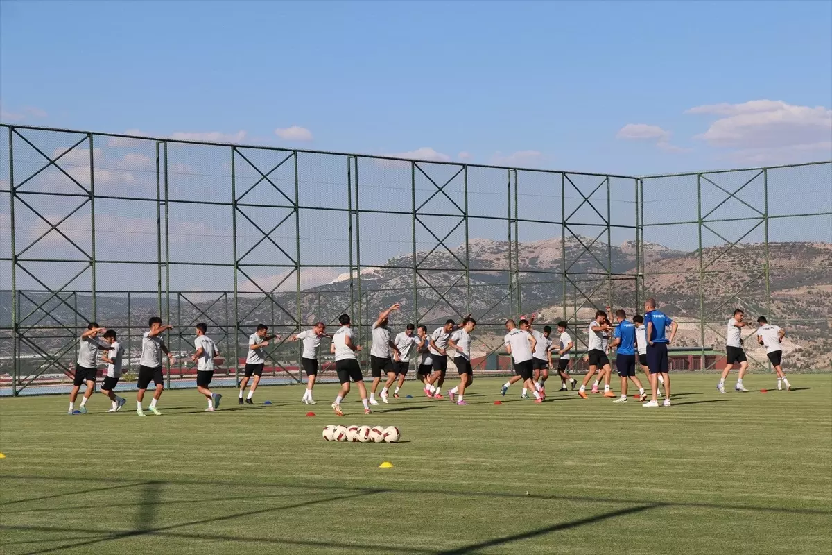 İşitme Engelli A Milli Futbol Takımı, Japonya için Burdur'da Kamp Yapıyor