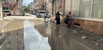 İskenderun'daki Sağanak Yağış Hayatı Olumsuz Etkiledi