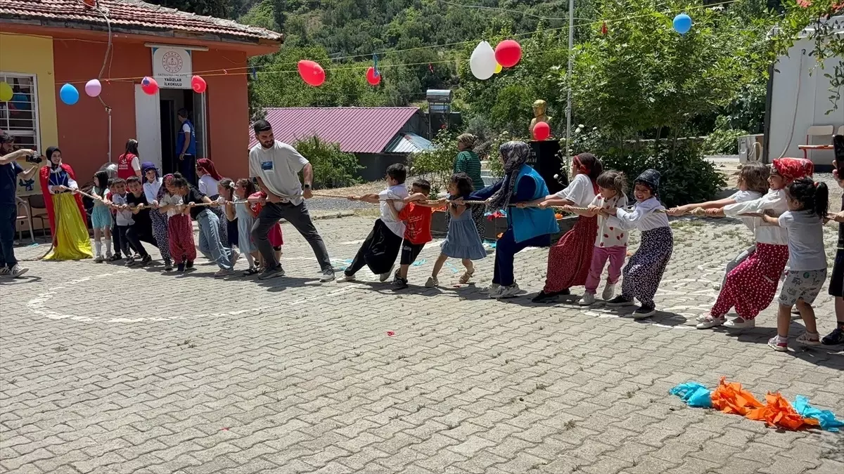 Yağızlar İlkokulu'nda Coşkulu Bazlama Şenliği