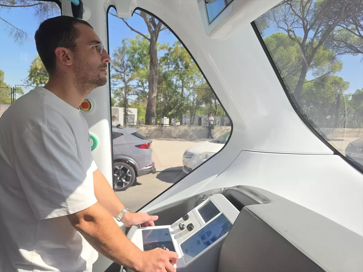 İspanya'da Sürücüsüz Elektrikli Otobüs Projesi Başladı