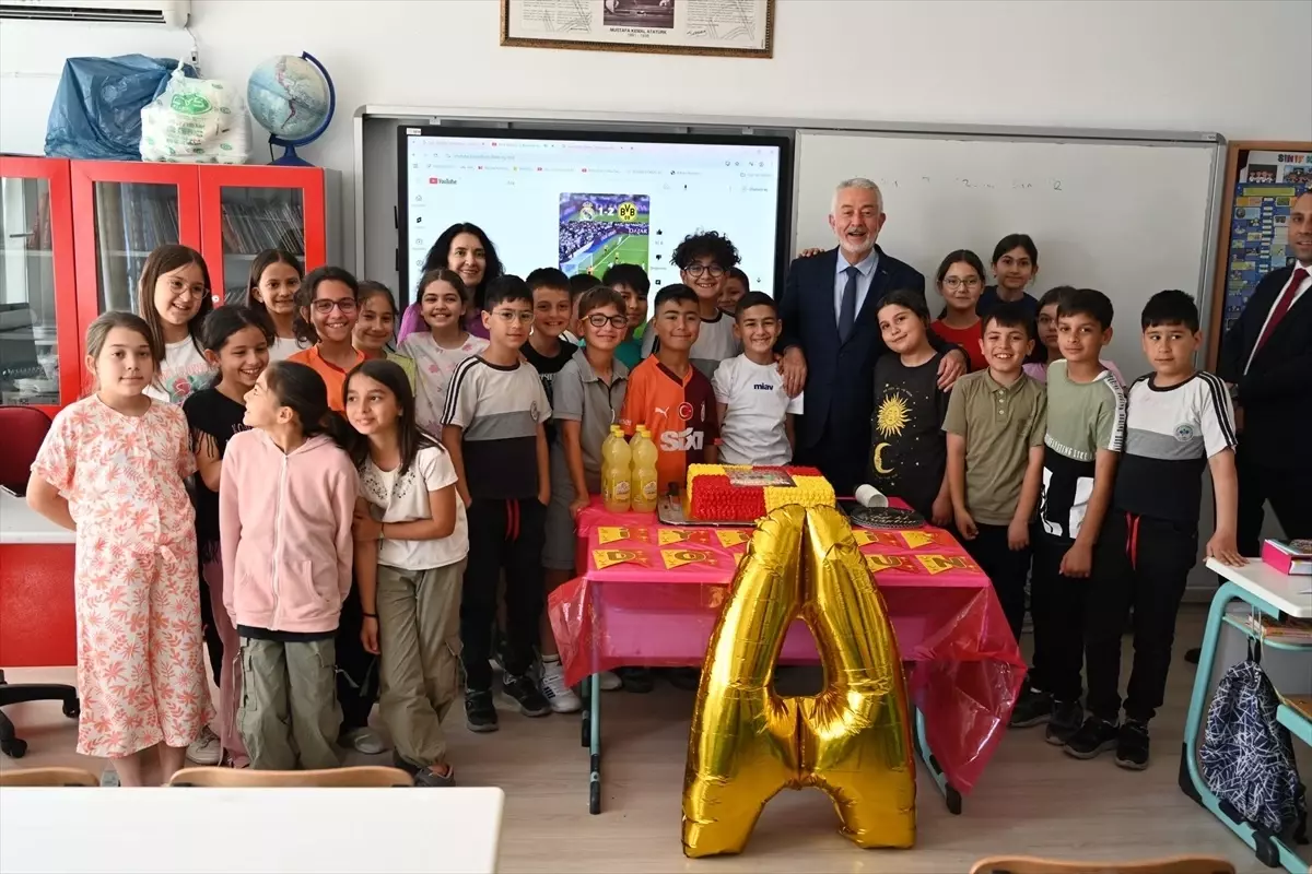 Başkan Başdeğirmen, Öğrencilerle Buluştu