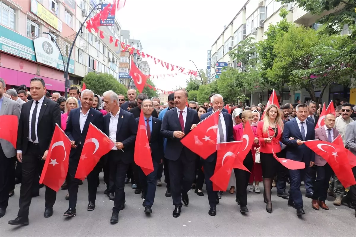 Isparta'da '2025 Uluslararası Gül Festivali' başladı