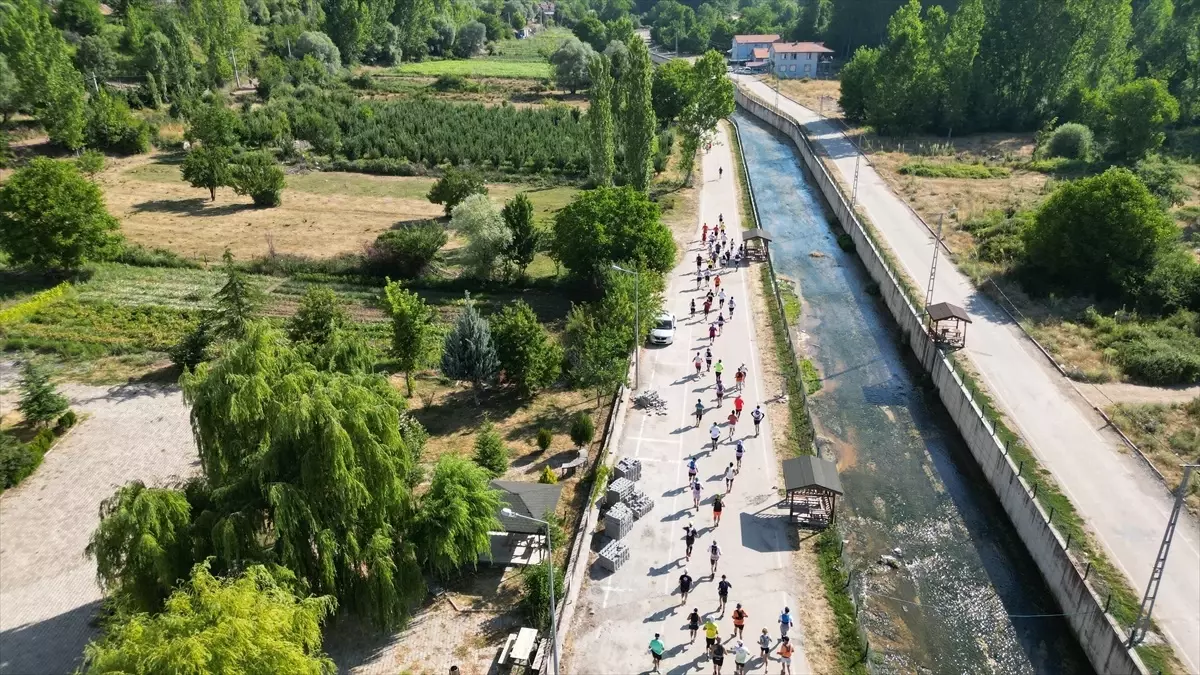 Isparta'da Anamas Trail Koşusu Tamamlandı