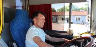 Isparta'da Otobüs Şoförü Fenalaşan Yolcuyu Hastaneye Ulaştırdı
