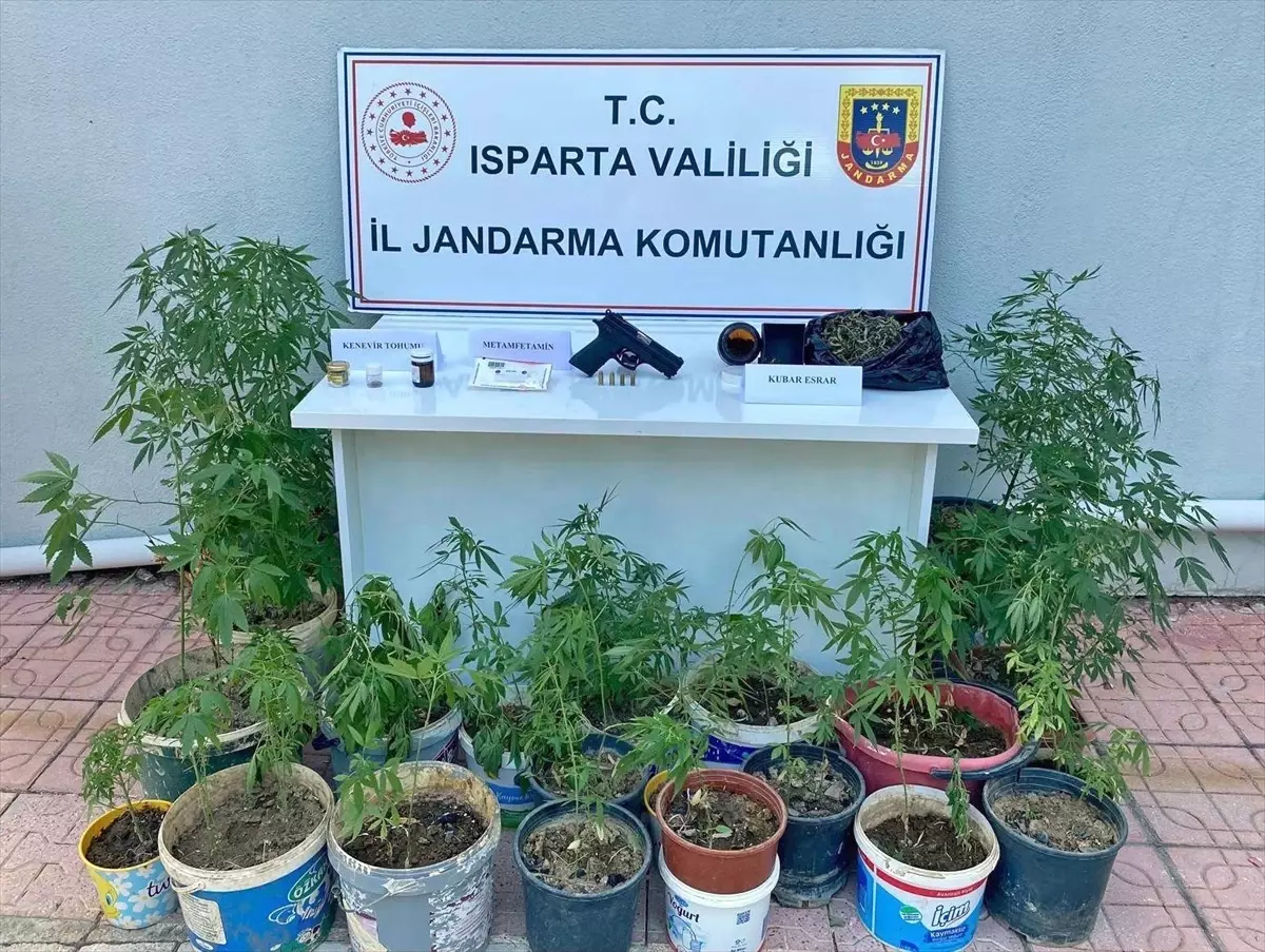 Isparta'da Uyuşturucu Operasyonu: 2 Şüpheli Yakalandı