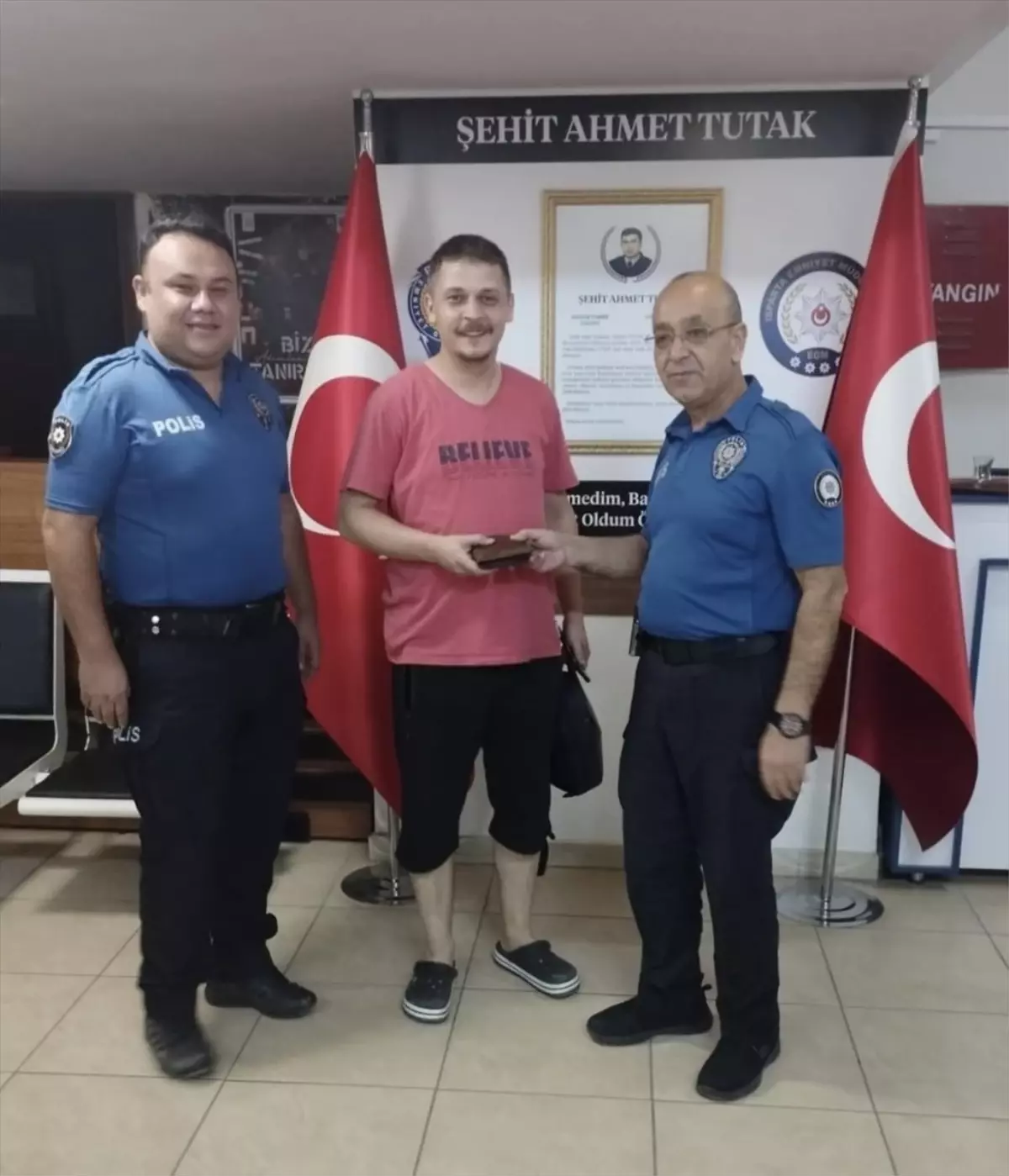 Isparta'da Bulunan Cüzdan Sahibine Ulaştırıldı