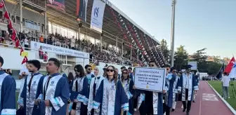 ISUBÜ'de 6 Bin Öğrenci Mezuniyet Coşkusunu Yaşadı