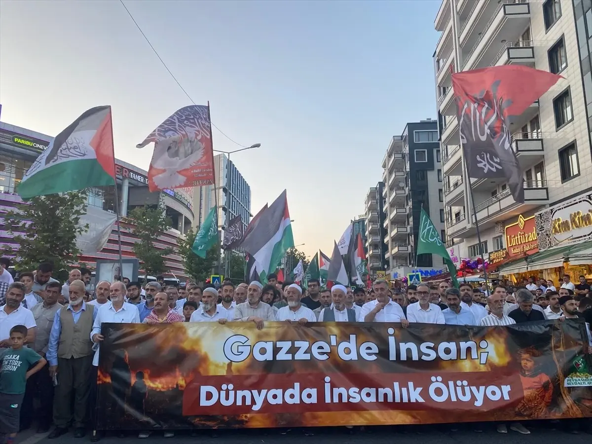 Diyarbakır ve Batman'da Gazze İçin Protesto Gösterileri