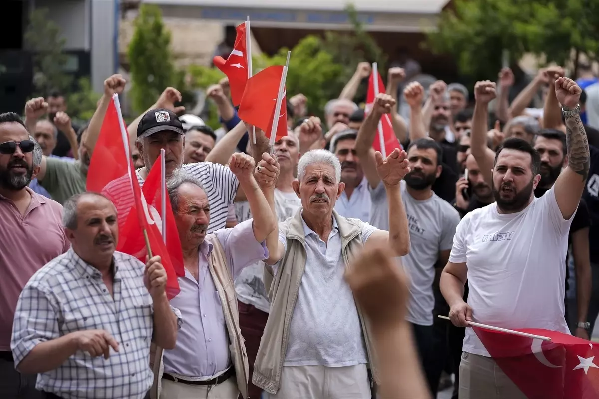 İsrail'in Saldırıları Kınandı: Cabir ve Zeynebiye Hareketi Etkinliği Düzenlendi