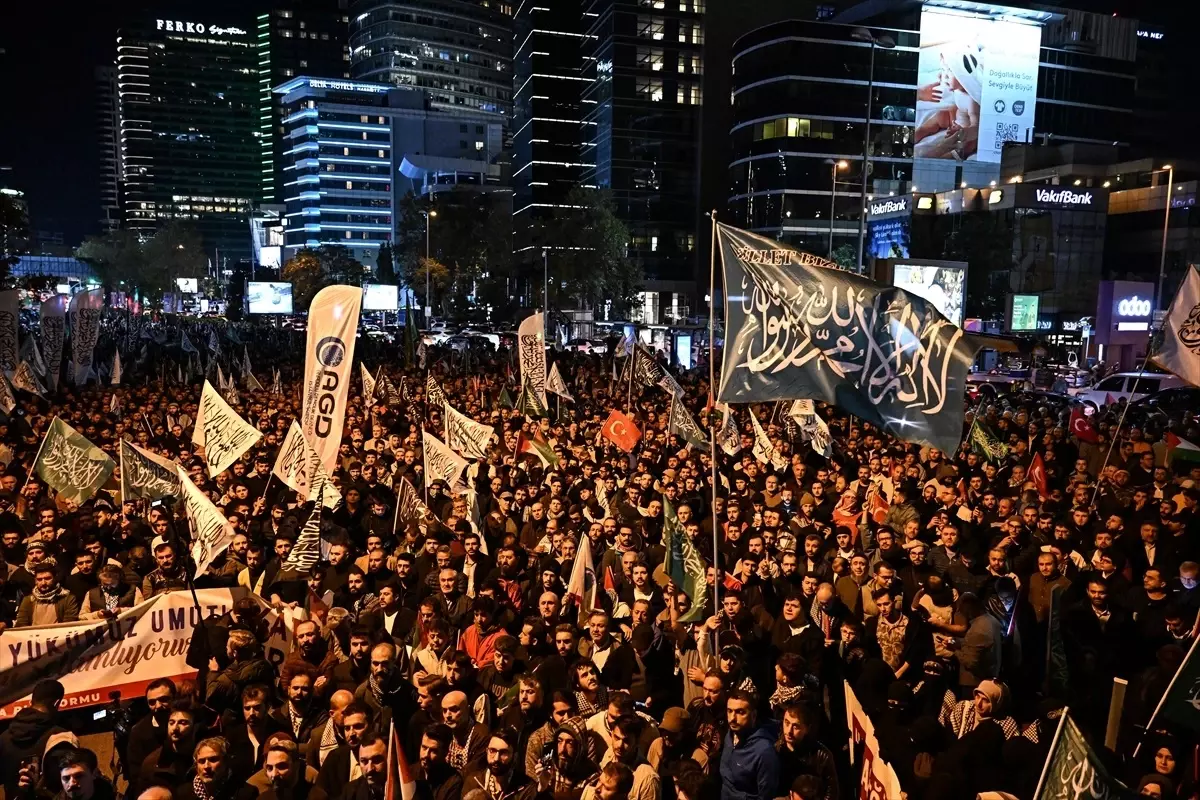 Gazze İçin Protesto: Küresel Sumud Filosu'na Destek