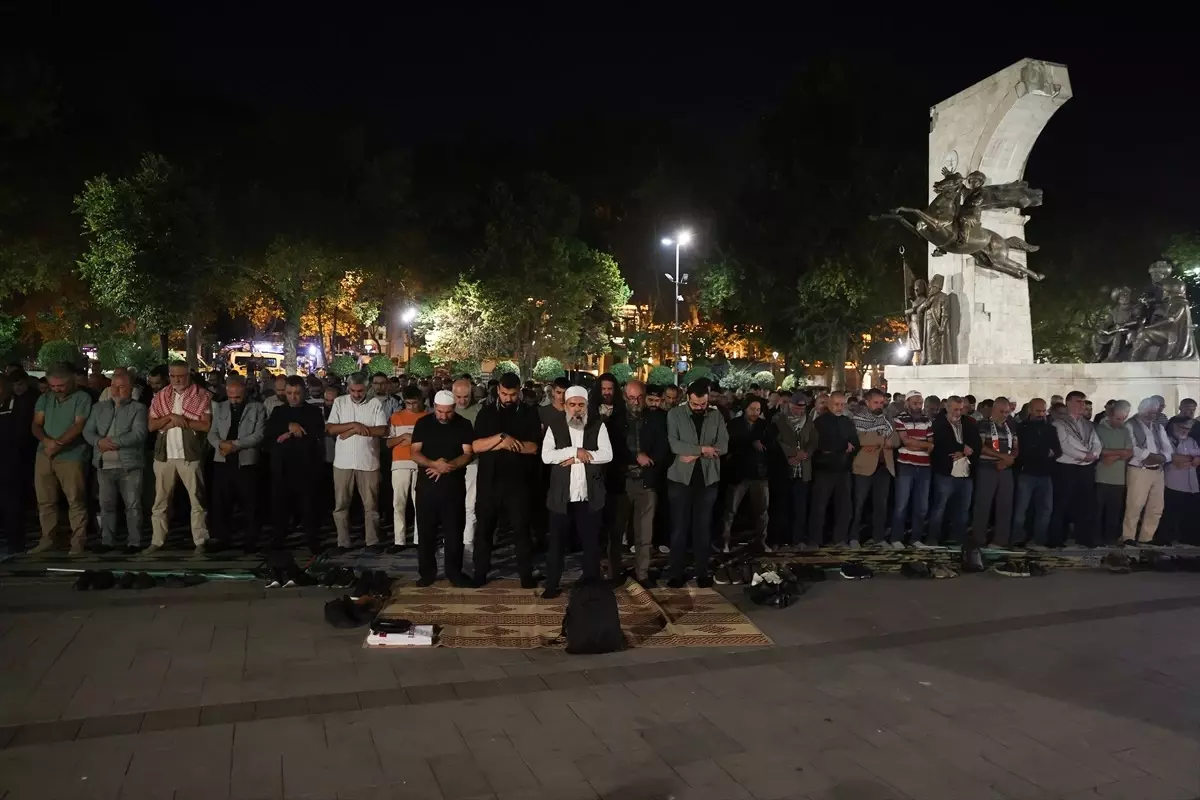 İslami Dayanışma Platformu'ndan Gazze'ye Destek Eylemi