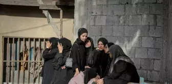 İsrail'in Gazze'ye Saldırılarında 23 Filistinli Hayatını Kaybetti