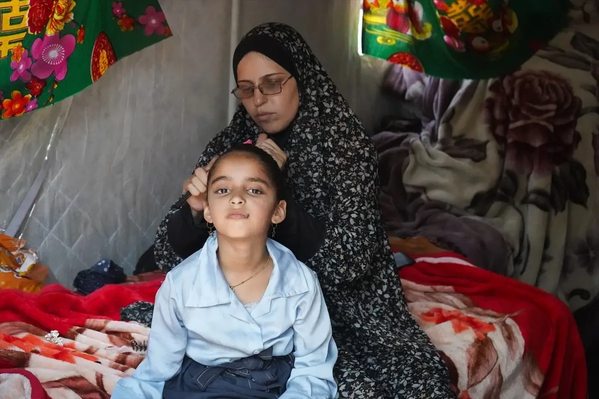 Gazze'deki Saldırı Sonrası 8 Yaşındaki Rihab'ın Hayatı Değişti