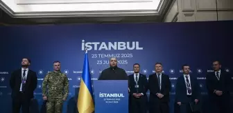 İSTANBUL BARIŞ MÜZAKERELERİ - Ukrayna heyeti, Türkiye-Rusya-Ukrayna Üçlü Toplantısı'nın ardından basın toplantısı düzenledi: (1)