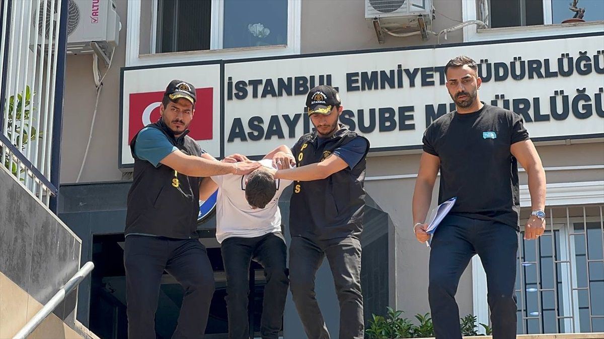 İstanbul'da Kız Çocuk Tacizi İddiasıyla Gözaltına Alınan Şüpheli Adliyeye Sevk Edildi