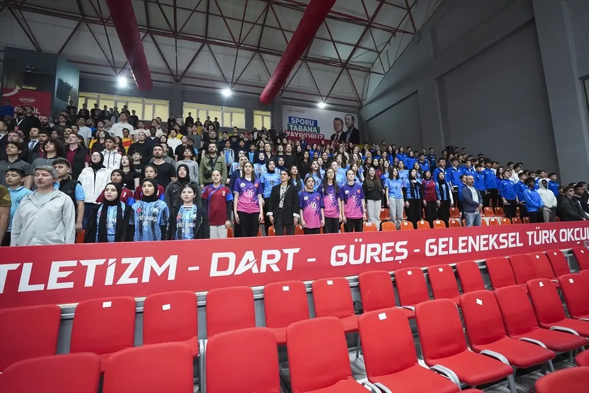 İmam Hatip Spor Oyunları'nda 1.3 Milyon Lira Ödül Dağıtıldı