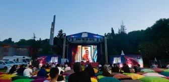 İstanbul'da, 15 Temmuz temalı filmlerin açık hava gösterimi yapıldı