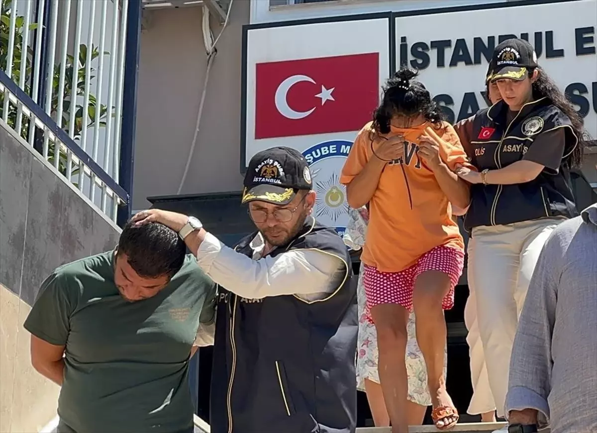 Demans Hastası Kadın Dolandırıldı, Bakıcı ve İki Zanlı Tutuklandı