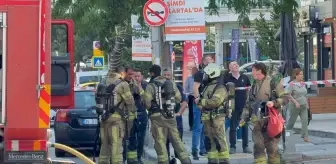 Maltepe'de Apartmanda Yangın: İtfaiye Mahsur Kalanları Kurtardı