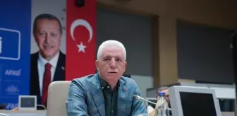 İstanbul Valisi Davut Gül Deprem Kriz Merkezinde Çalışmaları Koordine Etti