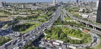 İstanbul'da bayram öncesi trafik yoğunluğu yaşanıyor