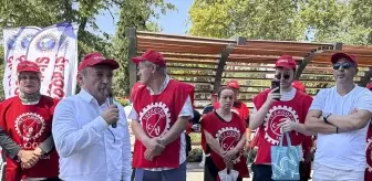 İstanbul'da Kamu İşçileri Toplu İş Sözleşmesi İçin Eylem Düzenledi