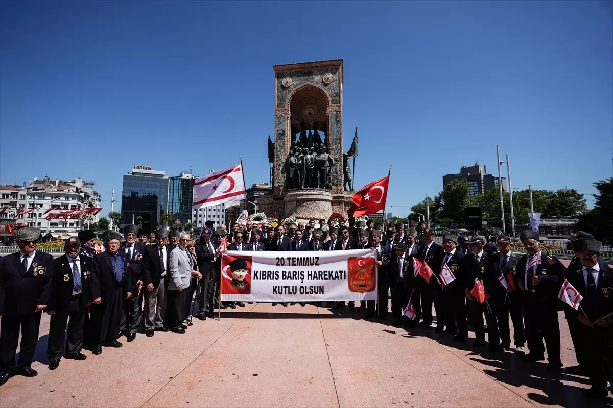 İstanbul'da, Kıbrıs Barış Harekatı'nın 51. yıl dönümü dolayısıyla tören düzenlendi