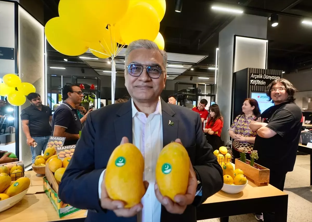 Pakistan Mangosu İstanbul'da Tanıtıldı