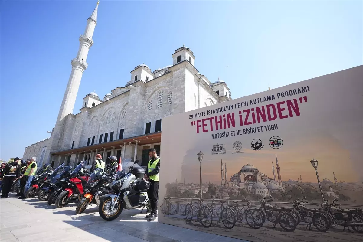 İstanbul'un Fethi 572. Yıl Dönümünde 'Fethin İzinden' Konvoyu Düzenlendi