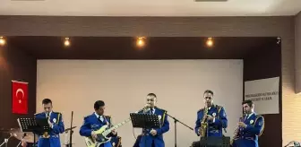 Polis Bandosu'ndan Dünya Yaşlılar Günü Konseri
