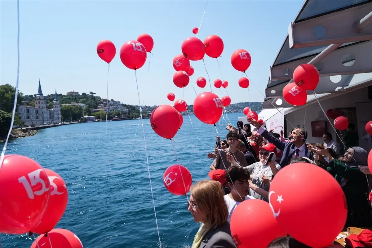 İstanbul'da şehit yakınları ve gaziler için gemi turu düzenlendi