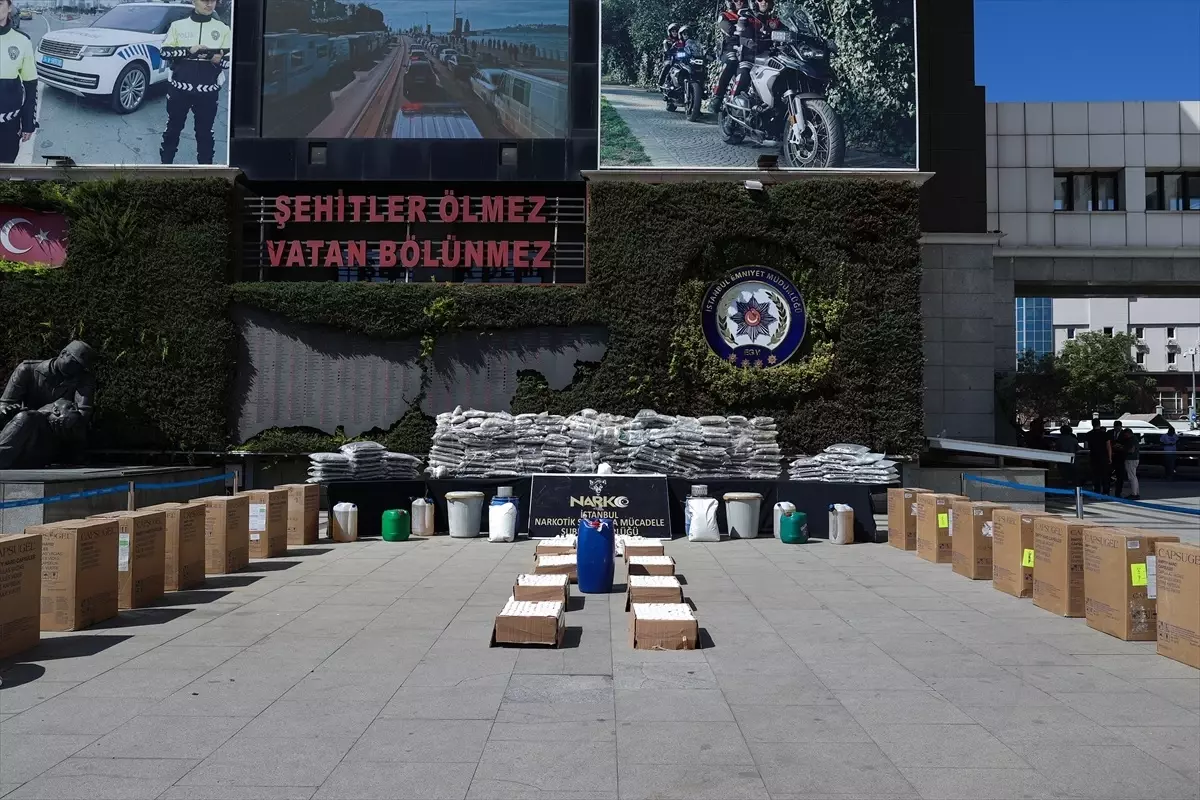 İstanbul'da Uyuşturucu Operasyonunda 11 Şüpheli Tutuklandı
