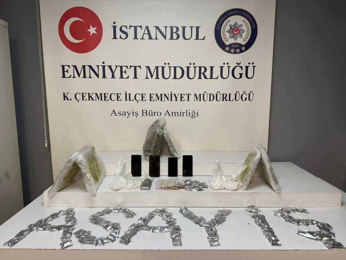 İstanbul'da Uyuşturucu Operasyonu: 5 Gözaltı
