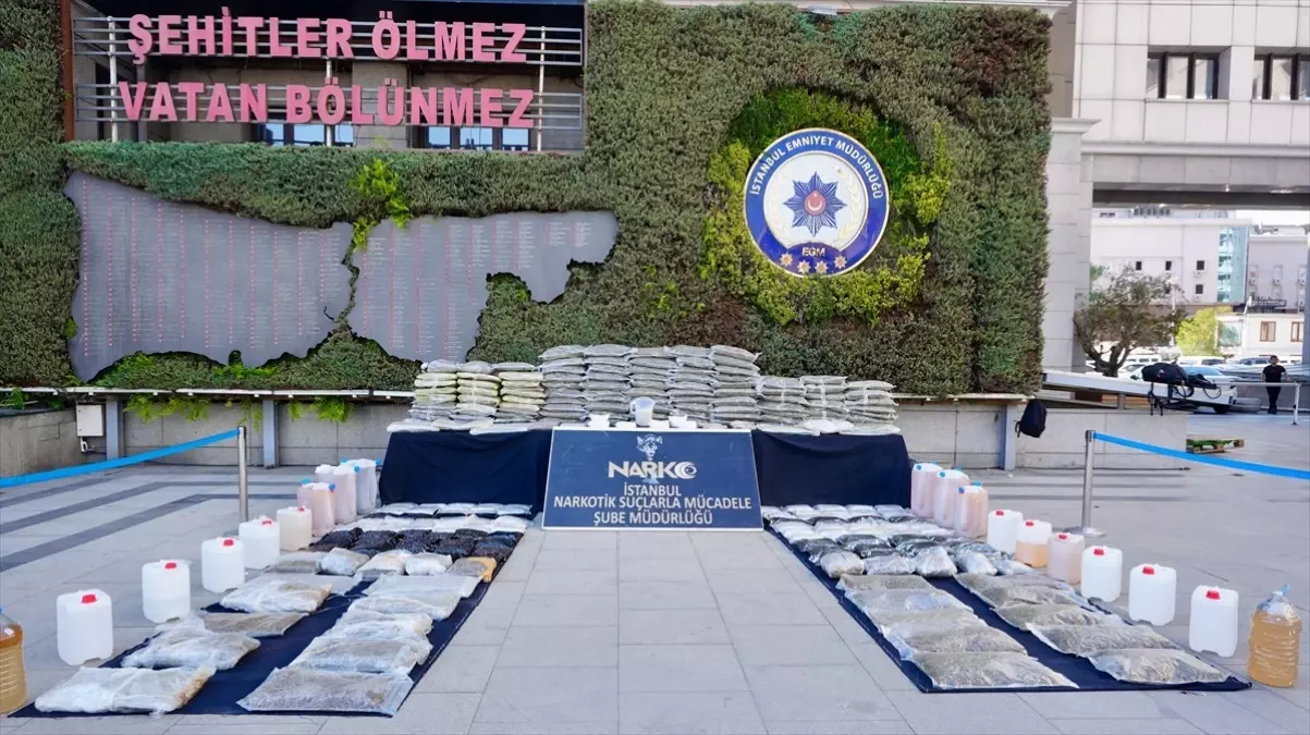 İstanbul'da Uyuşturucu Operasyonunda 20 Şüpheli Tutuklandı