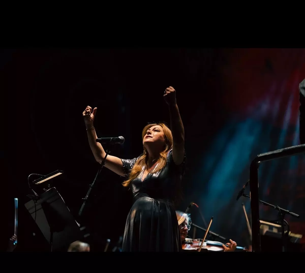 İstanbul Devlet Opera ve Balesi Hakkari&apos;de &apos;Bir Anadolu Şenliği&apos;nde Sahne Aldı