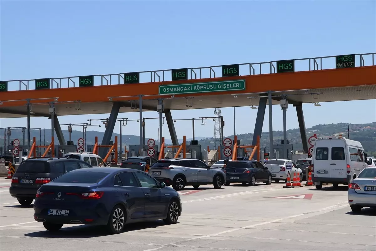 Kurban Bayramı Tatili İçin Otoyollarda Yoğunluk Artıyor