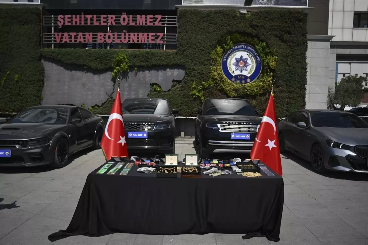 İstanbul'da Büyük Suç Örgütüne Operasyon: 62 Gözaltı