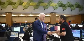 İstanbul Valisi Davut Gül, Bayramın Üçüncü Gününde Ziyaretlerle Bayramlaştı