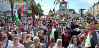 Greta Thunberg, İsveç'te Filistin İçin Gösteri Düzenledi