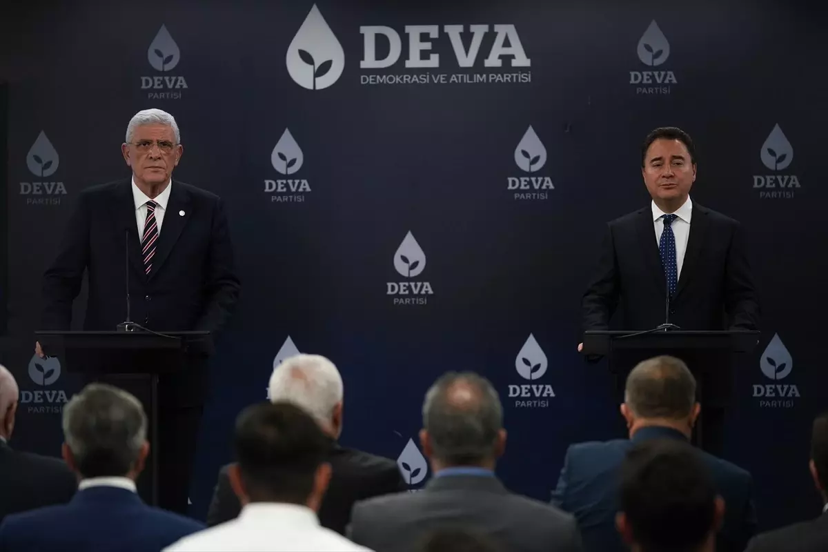 Babacan ve Dervişoğlu'ndan İsrail'e Tepki